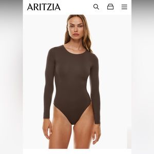 Babaton Contour Crew Longsleeve Bodysuit